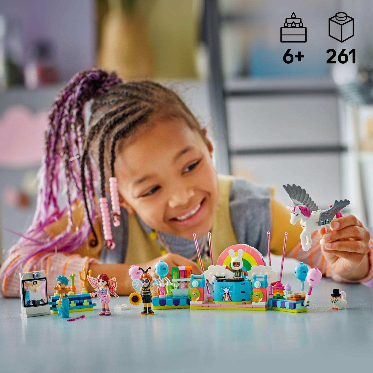 LEGO Friends: Costume Party with Unicorn & Fairy - 261 Pieces