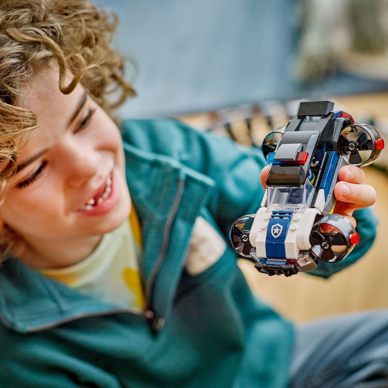 LEGO City Police : Le garage de personnalisation de voitures de police - 489 pièces