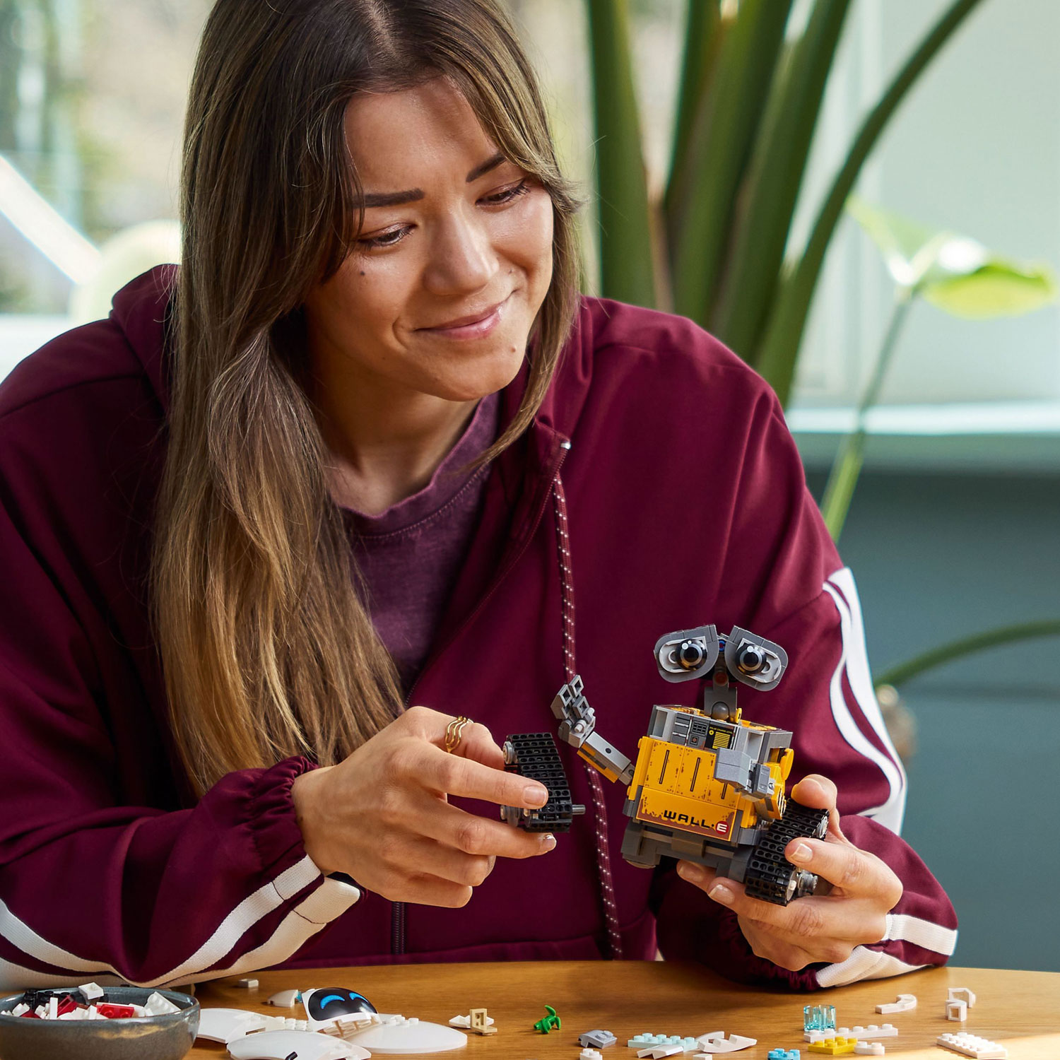 LEGO Disney Pixar : WALL-E et EVE - 811 pièces