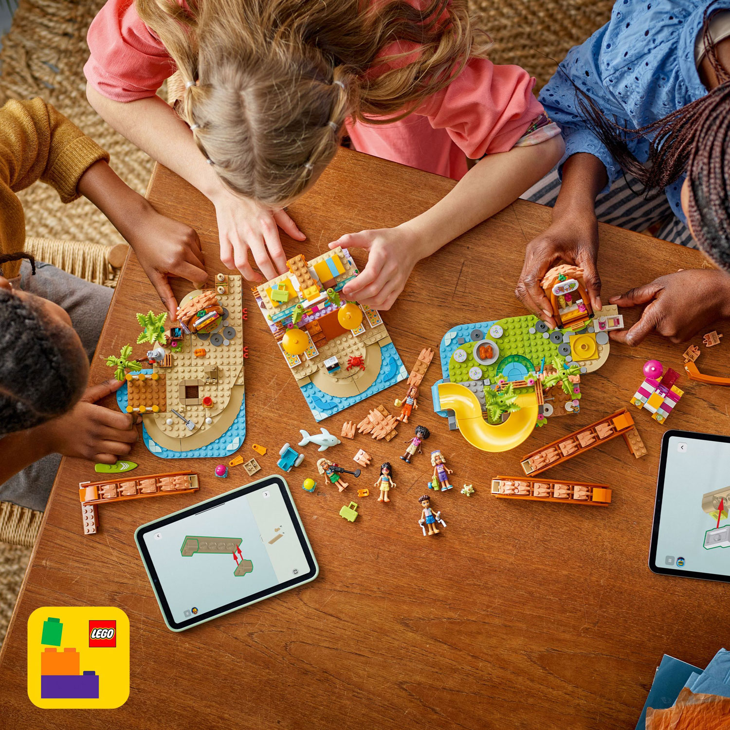 LEGO Friends : Les vacances en famille au bord de la mer - 1140 pièces