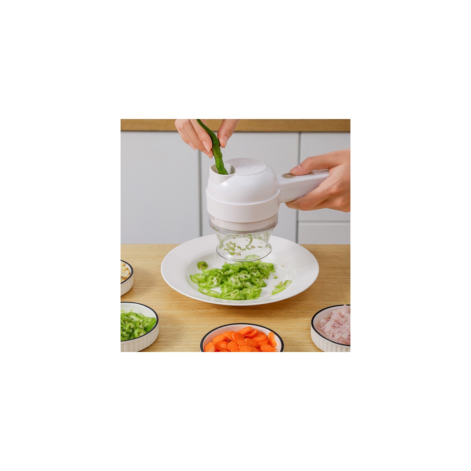 Vegetable Chopper,Electric Cordless Food Processor,Automatic Food Chopper Mincers,Vegetable Cutter for Garlic Onion Pepper