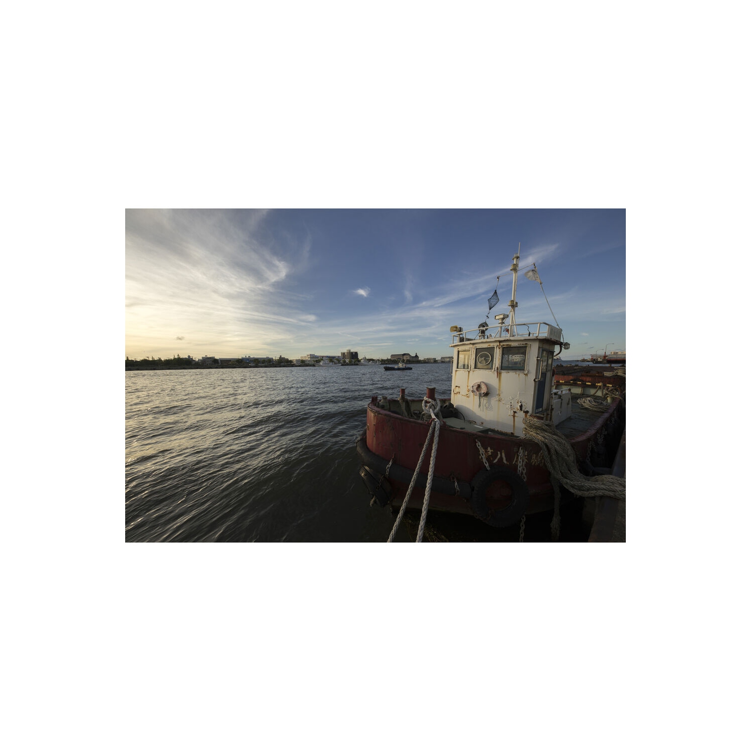 Sigma 12-24mm f/4 Canon EF Bundle