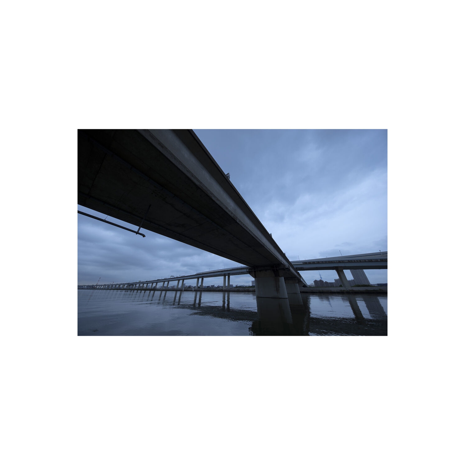 Sigma 12-24mm f/4 Canon EF Bundle