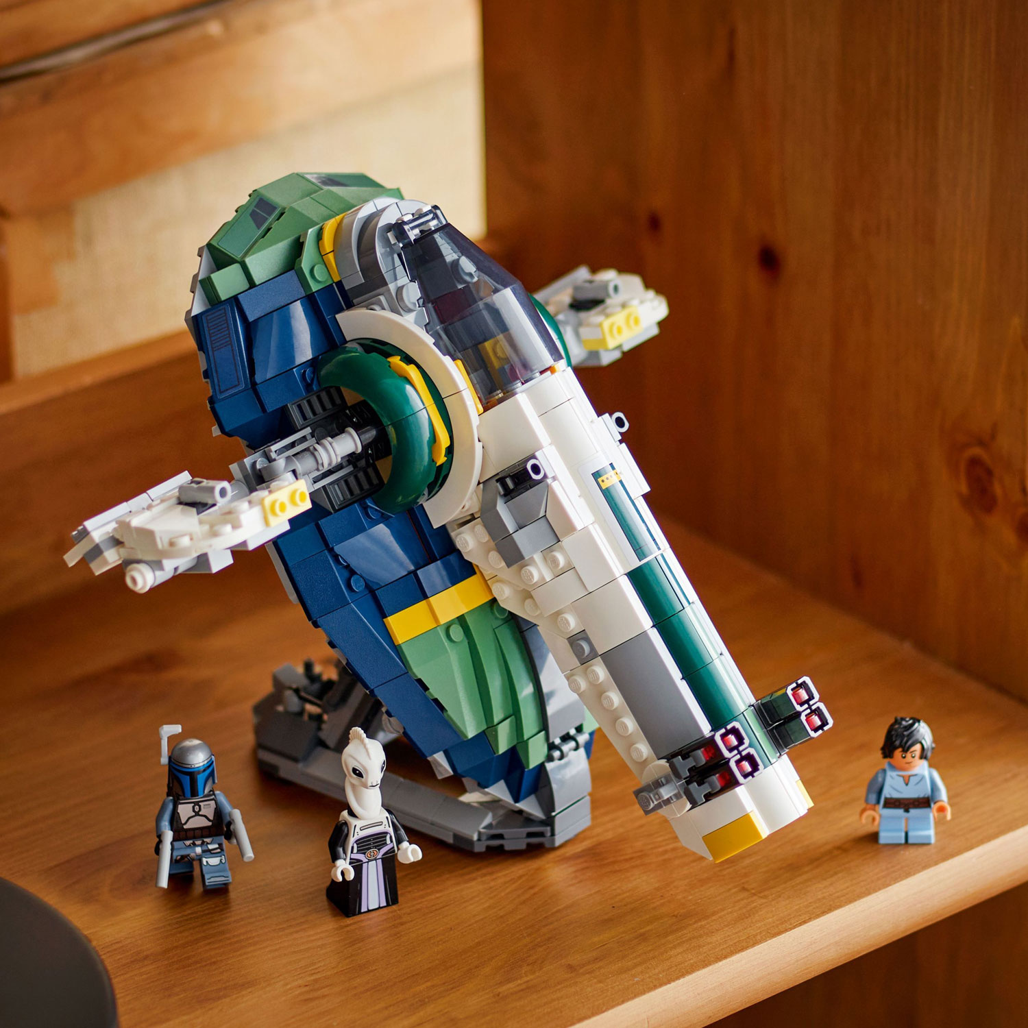 LEGO Star Wars: Le vaisseau de Jango Fett - 707 pièces