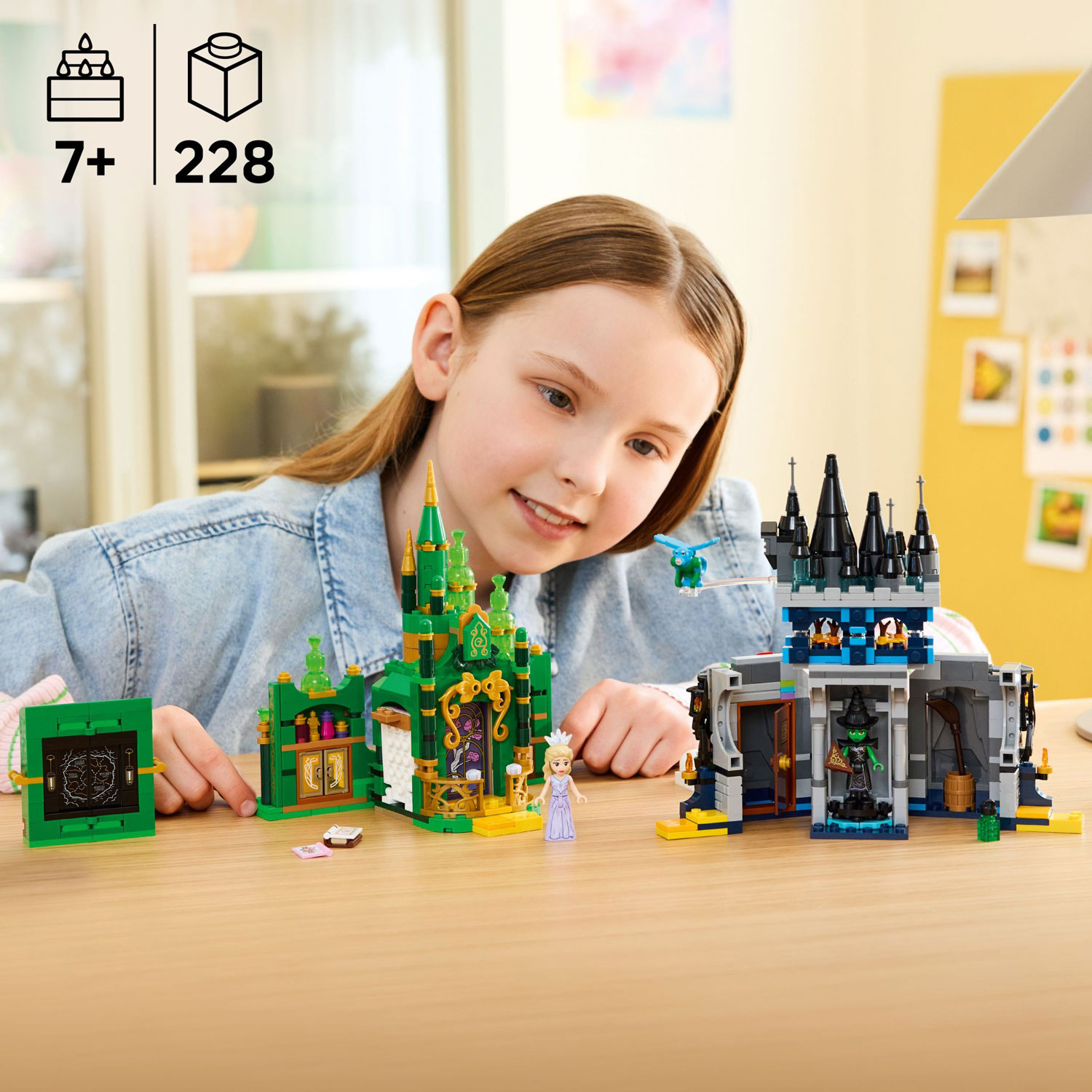 LEGO Wicked : Emerald City et le Château de Kiamo Ko - 860 pièces
