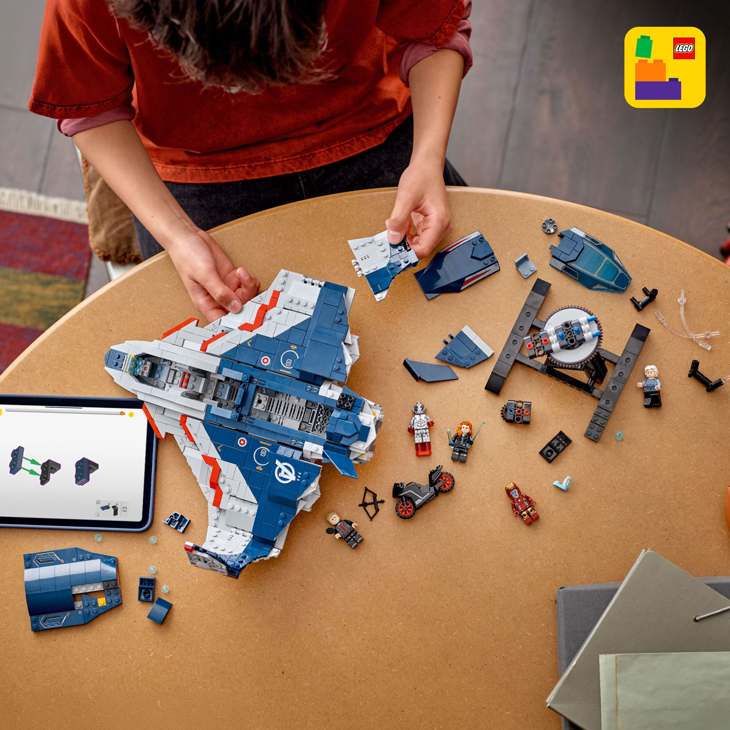LEGO Super Heroes Marvel: Le Quinjet d'Avengers : L'ère d'Ultron - 1131 pièces