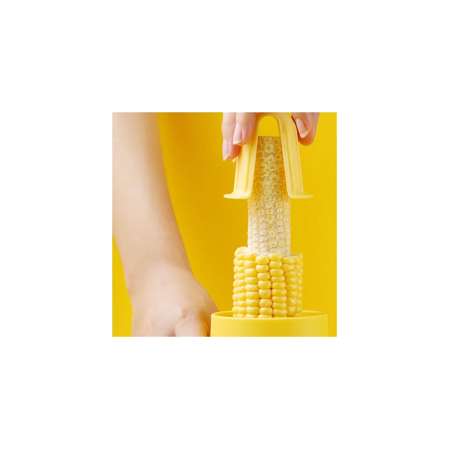 Corn thresher, household multifunctional corn granulator, kitchen tool for grinding garlic and radish,