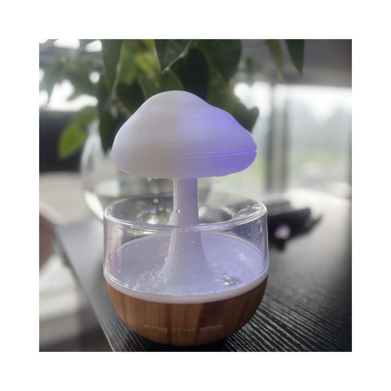 New Mushroom Cloud Rain Humidifier, Home Small Mini Desktop Rain Sound Atmosphere Colorful Gradient Bedroom Night Light, USB Charging, White