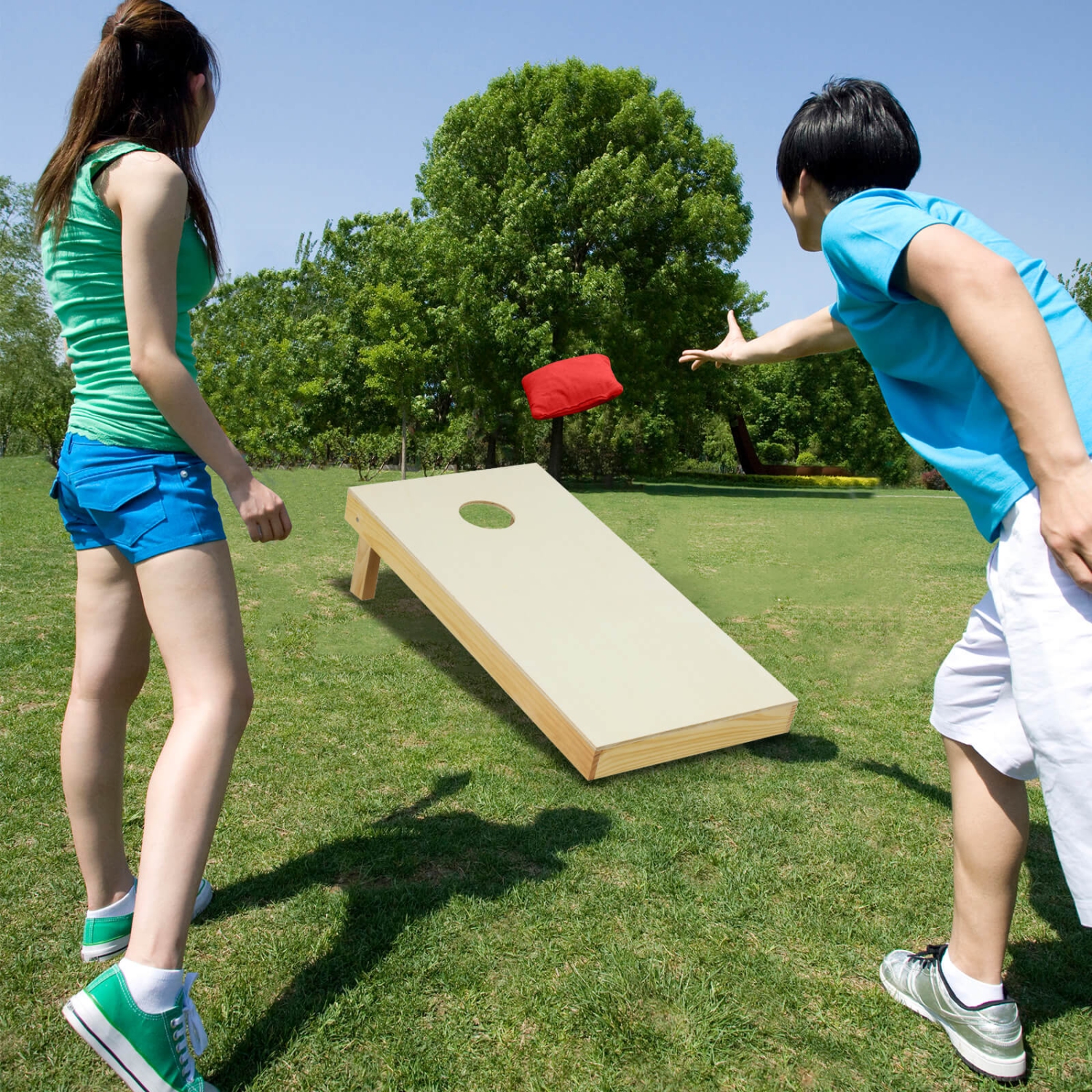 Costway 1/2 PCS 4'x2' Portable Corn Hole Game Board Includes 8 Bean Bags Solid Wood