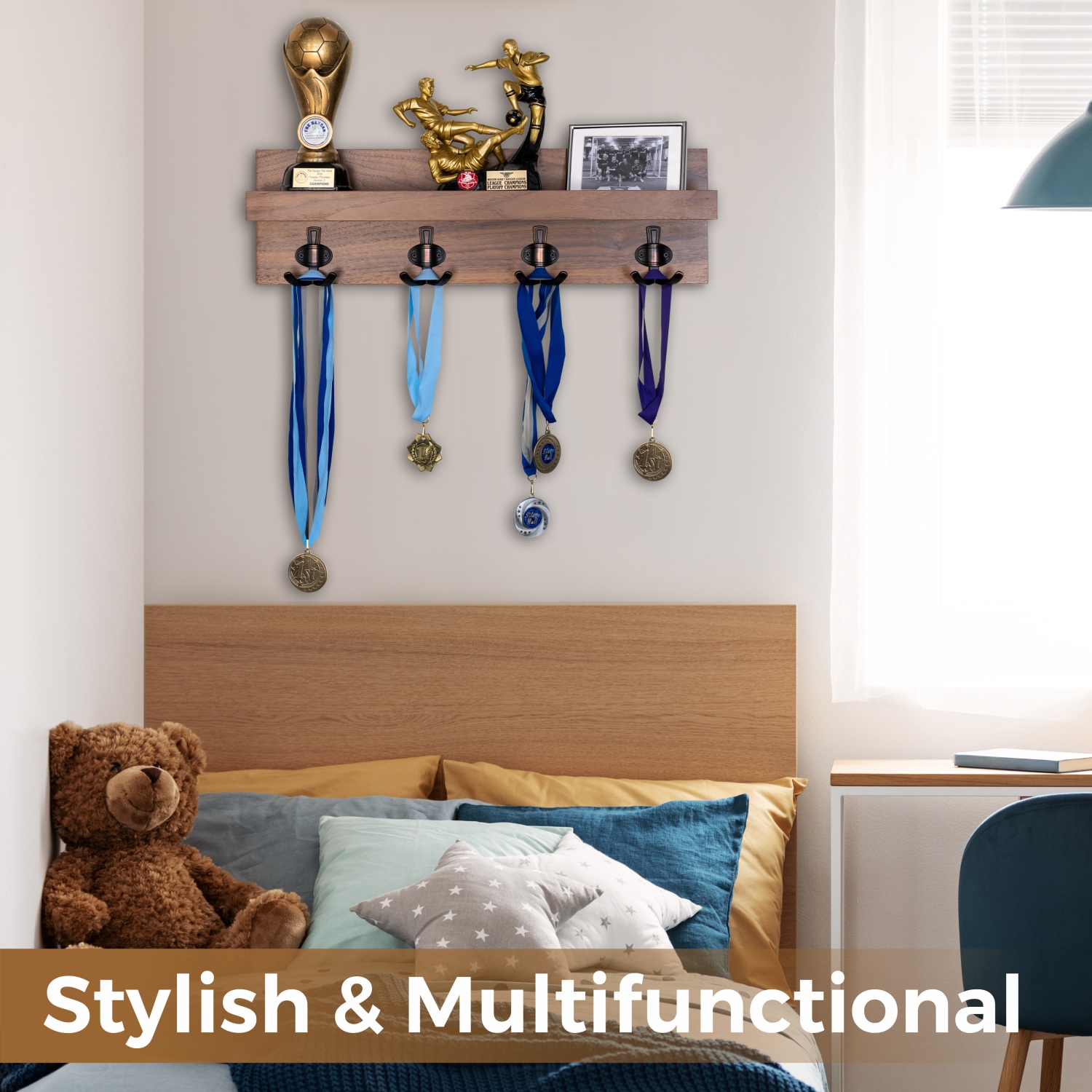 Organisateur d'entrée Straga 23&nbsp;po noyer avec 4 crochets et tablette - Portemanteau mural pour clés, sacs - vestiaire, couloir - Fabriqué au