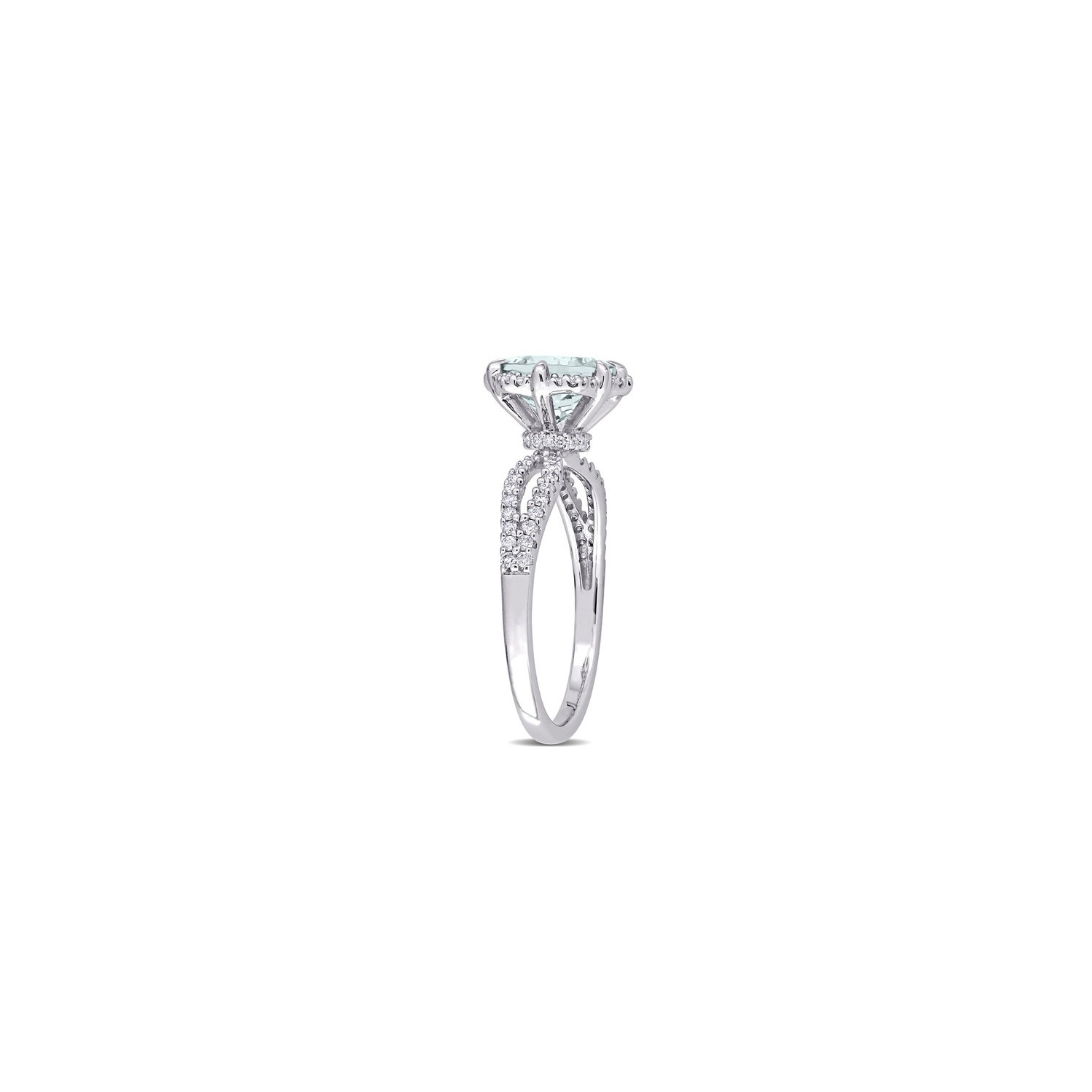 1.65 Carat Ultra-Light Aquamarine Ring in 14K White Gold with Diamonds
