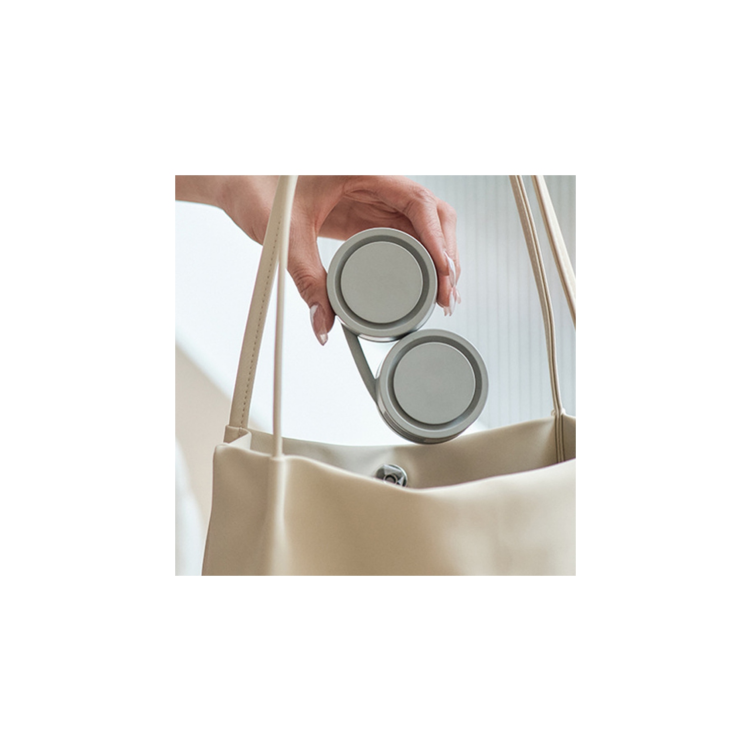 New high-value simple cooling artifact, lazy neck hanging outdoor portable small fan, neck cooler fan