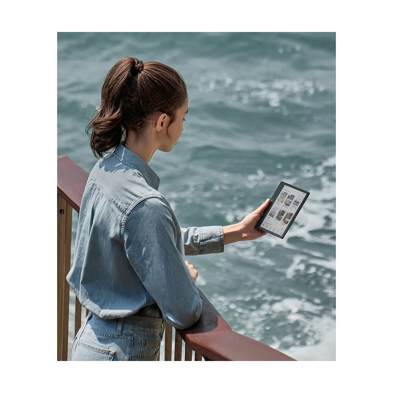 BOOX Go Color 7 + InkSense Plus Stylus + Beige Magnetic Cover Case with Pen Holder