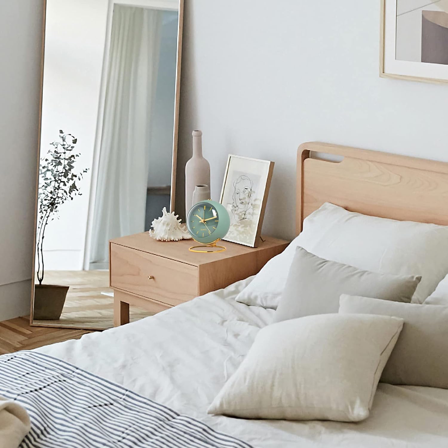 Horloge de table électronique Nordic Creative, réveil simple pour enfants, nouvelle horloge pointeuse silencieuse et lumineuse pour étudiants de