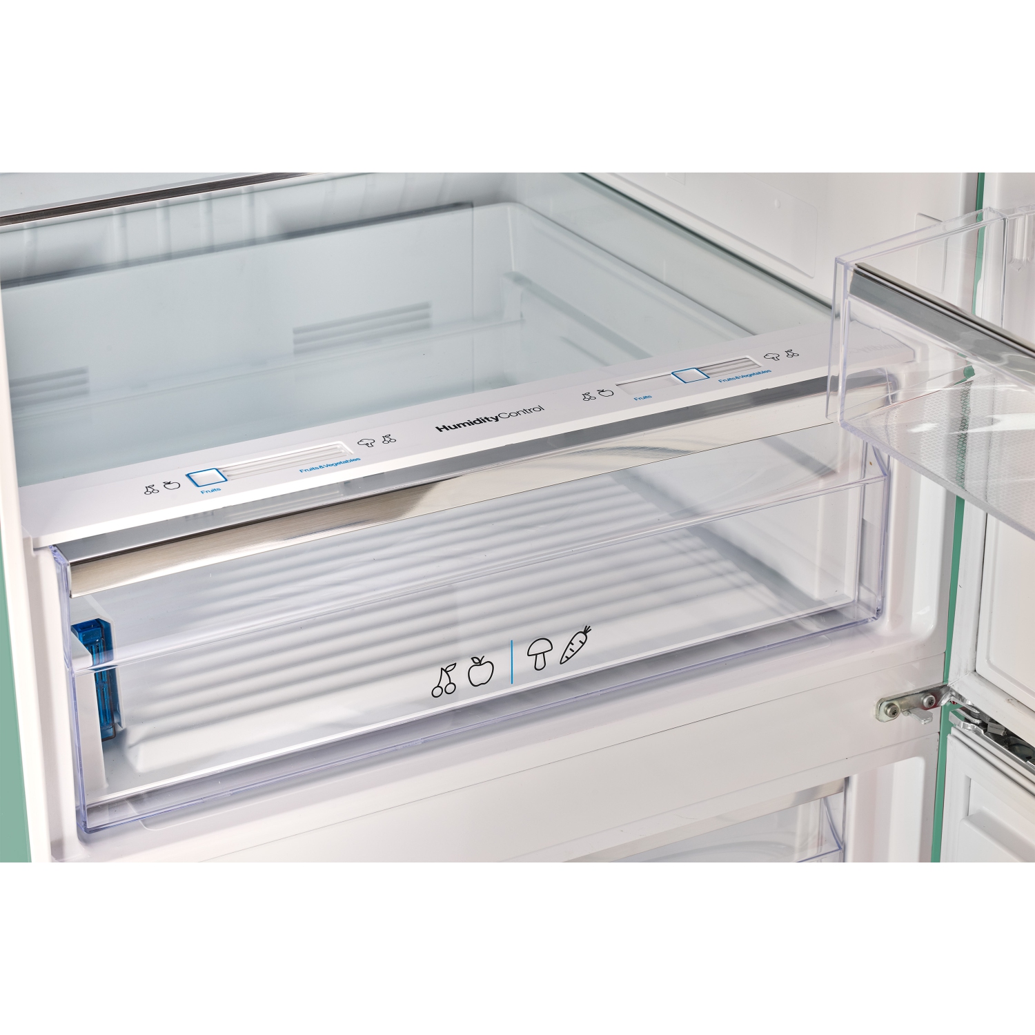 Unique Appliances Classic Retro 16.7 cu.ft Bottom Freezer Refrigerator - Ocean Mist Turquoise, Energy Star