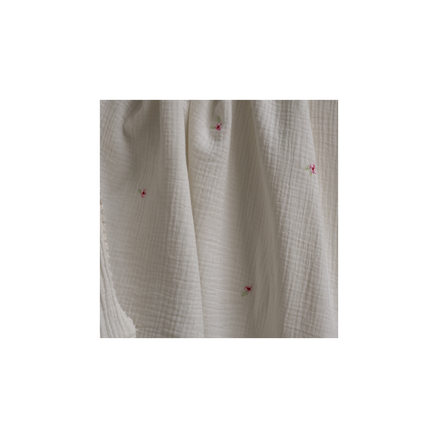 Avery Row - Embroidered Muslin blanket - Anemone