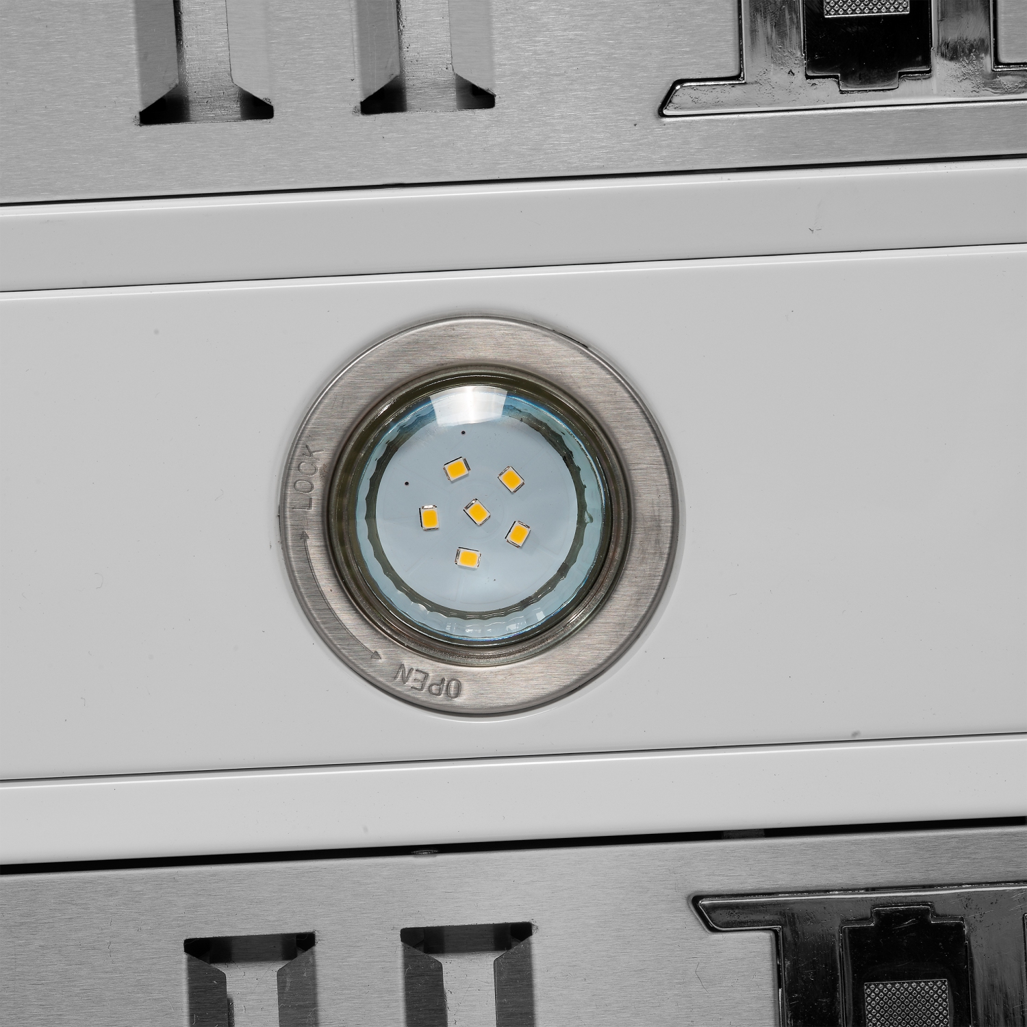 Forno Aria – Hotte murale de 30&nbsp;po