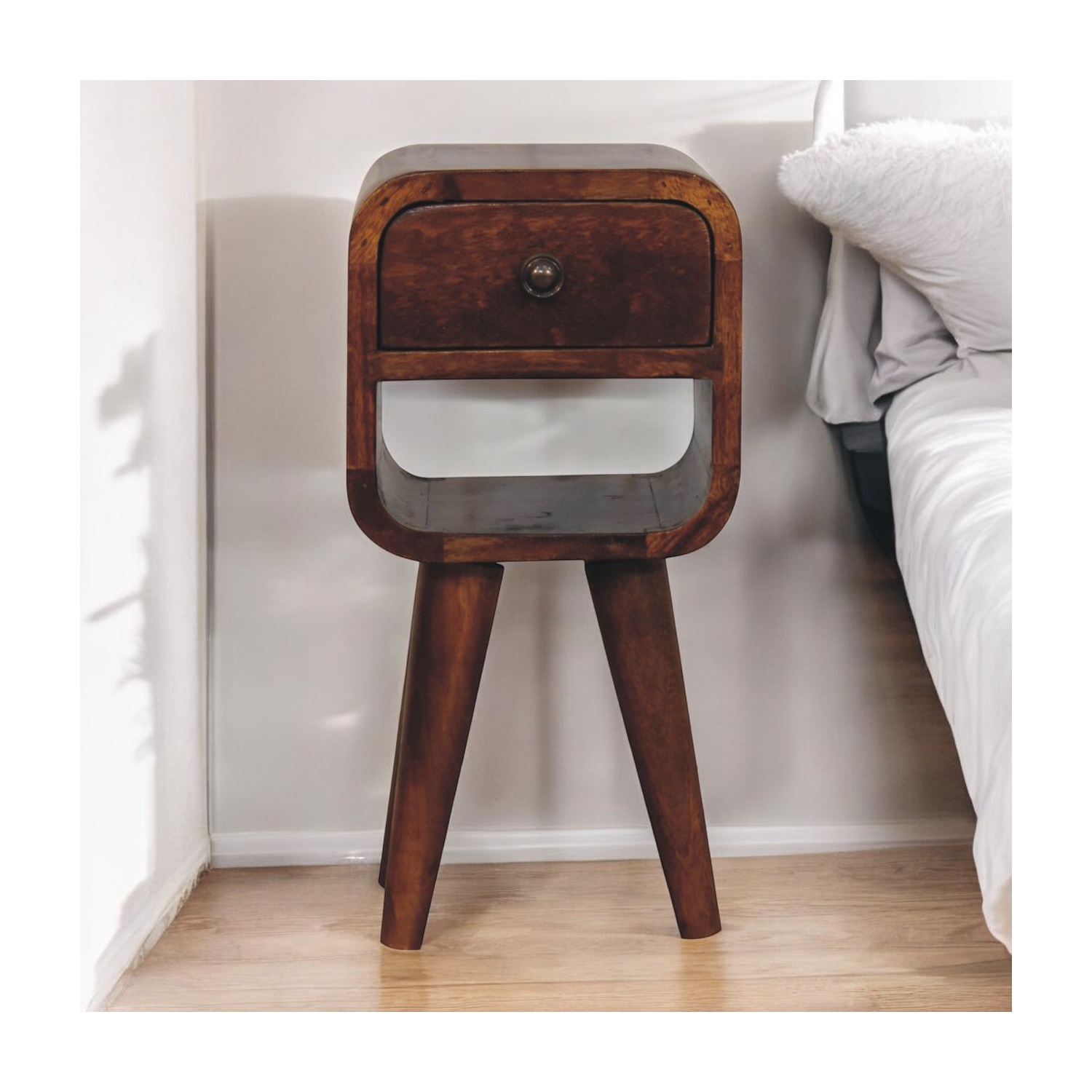 Artisan Furniture – Lit de chevet courbé extra-miniature en bois massif marron