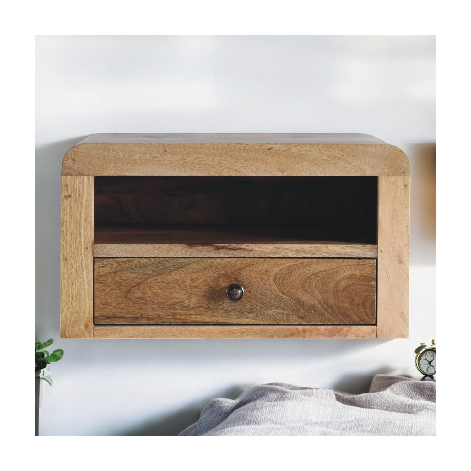 Lit flottant en bois massif avec gros chêne d'Artisan Furniture