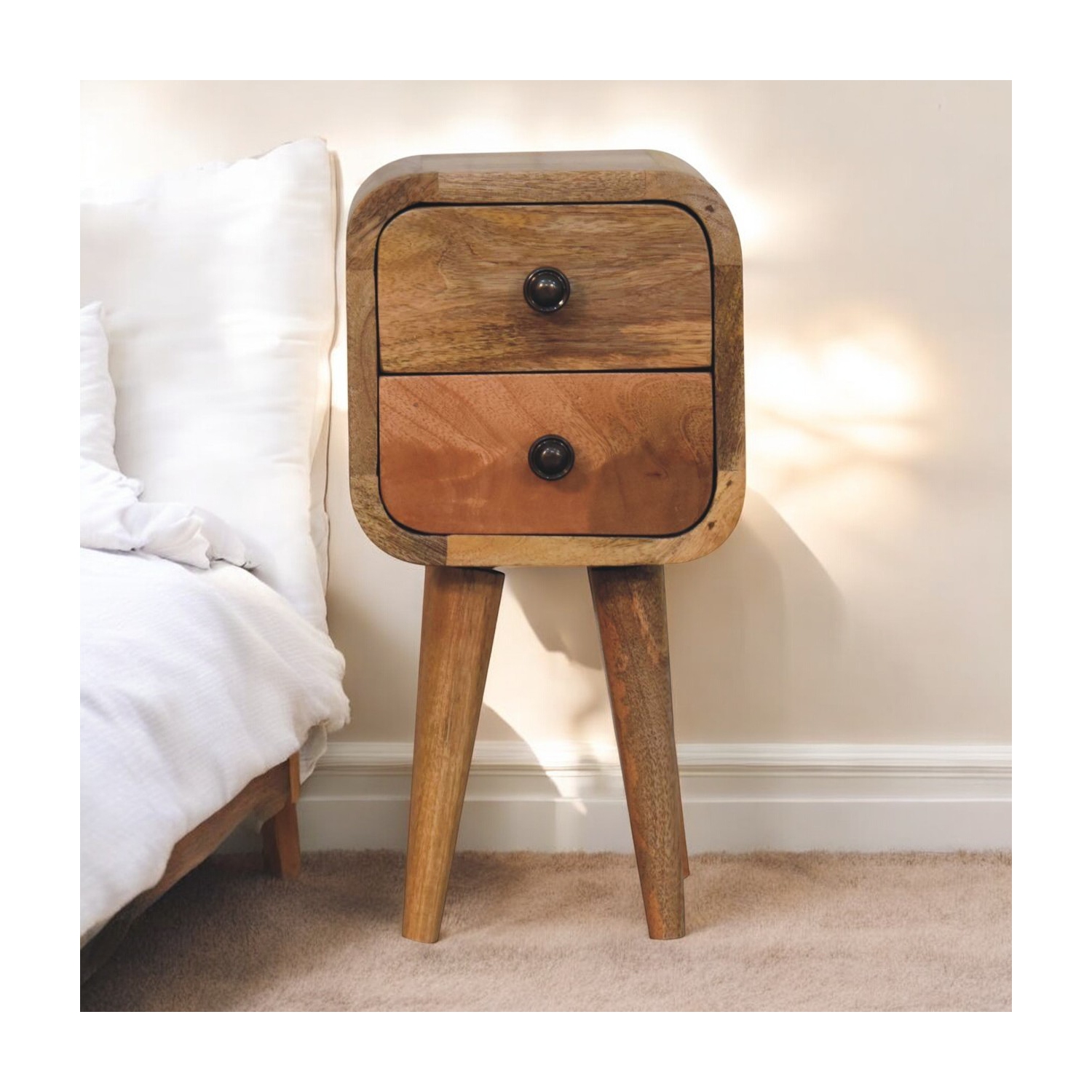 Meuble de chevet en bois massif Extra Mini incurvé chêne d'Artisan Furniture