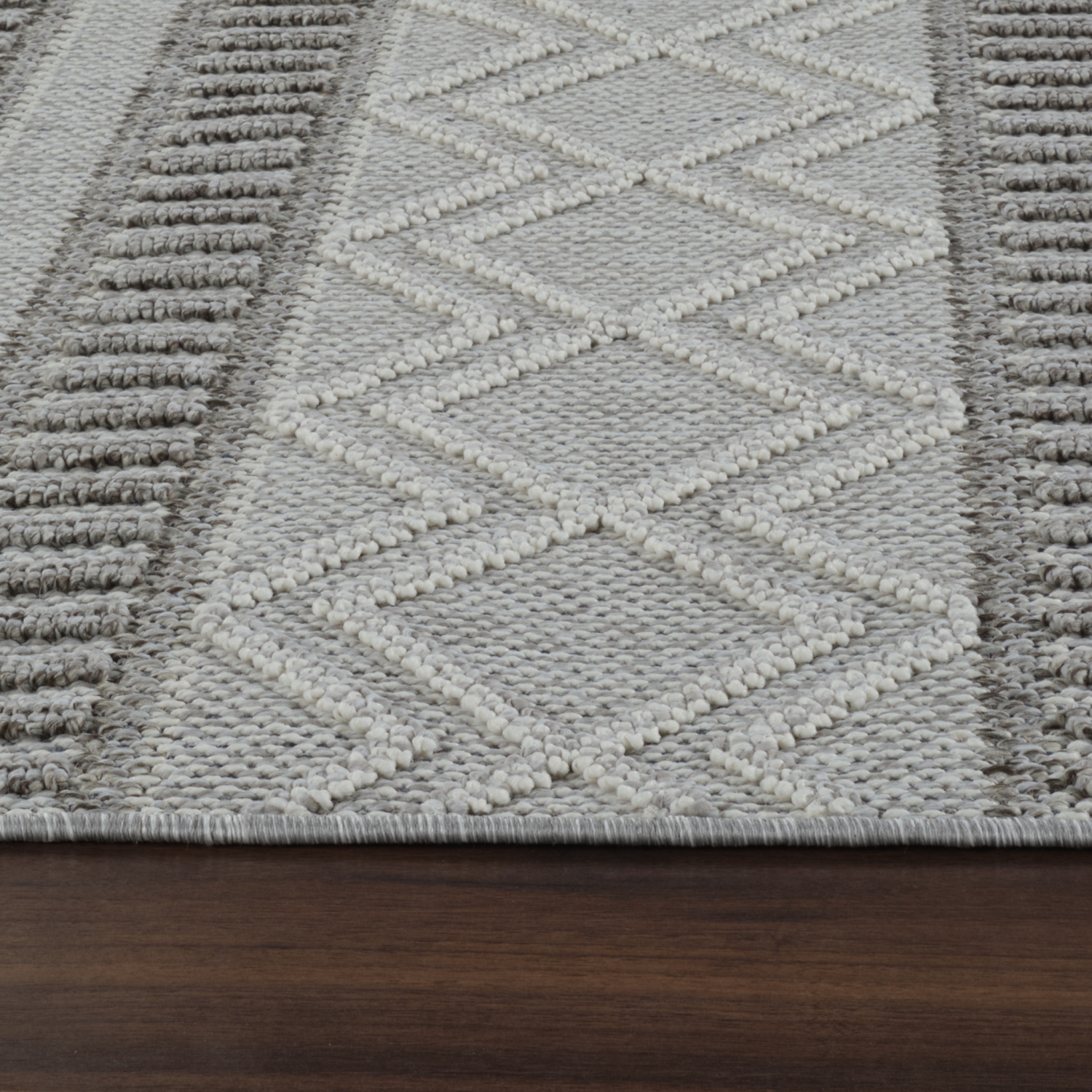 Rug Branch Arvid Contemporary Chevron Grey/Beige Indoor Area Rug