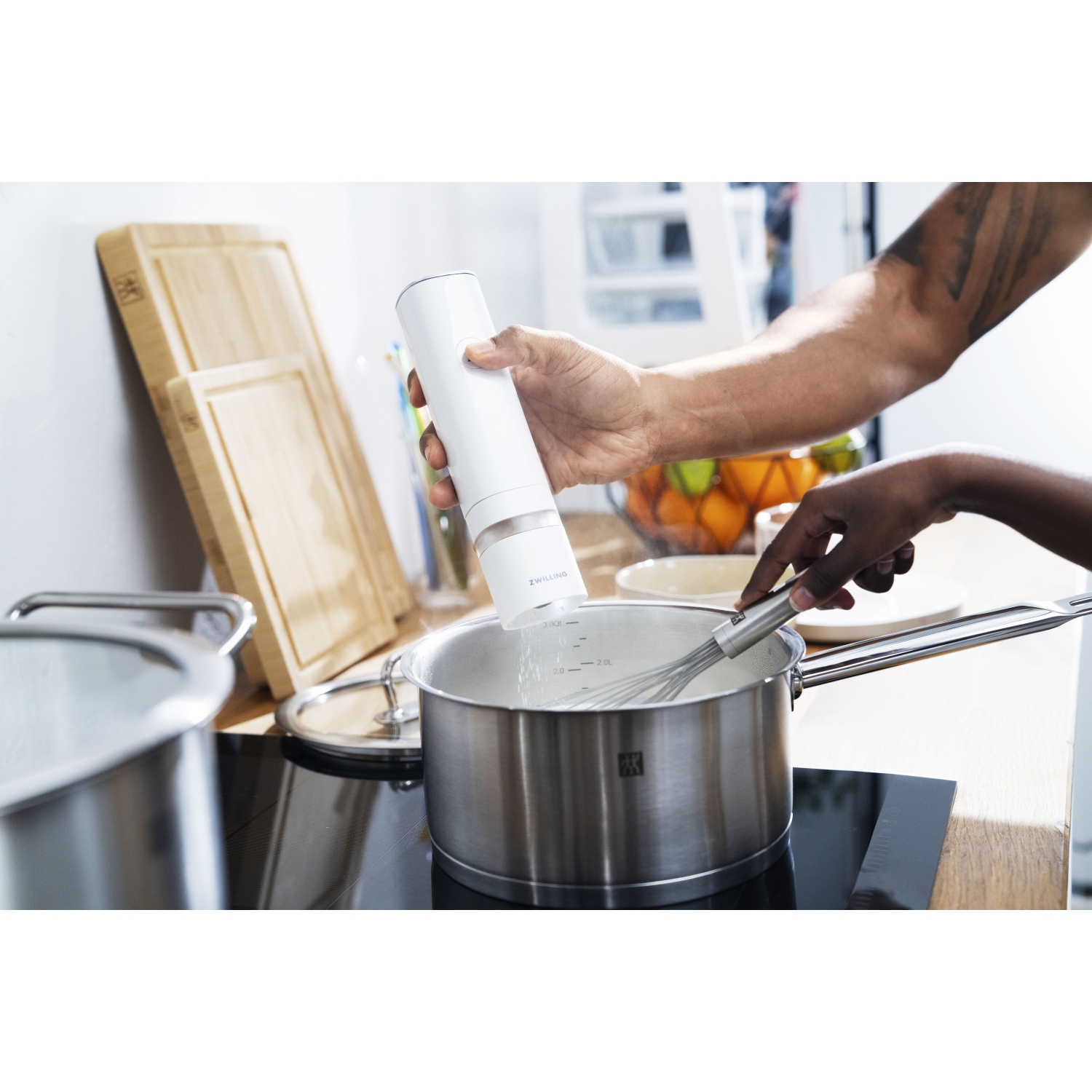 ZWILLING Enfinigy Electric Salt And Pepper Mill, White