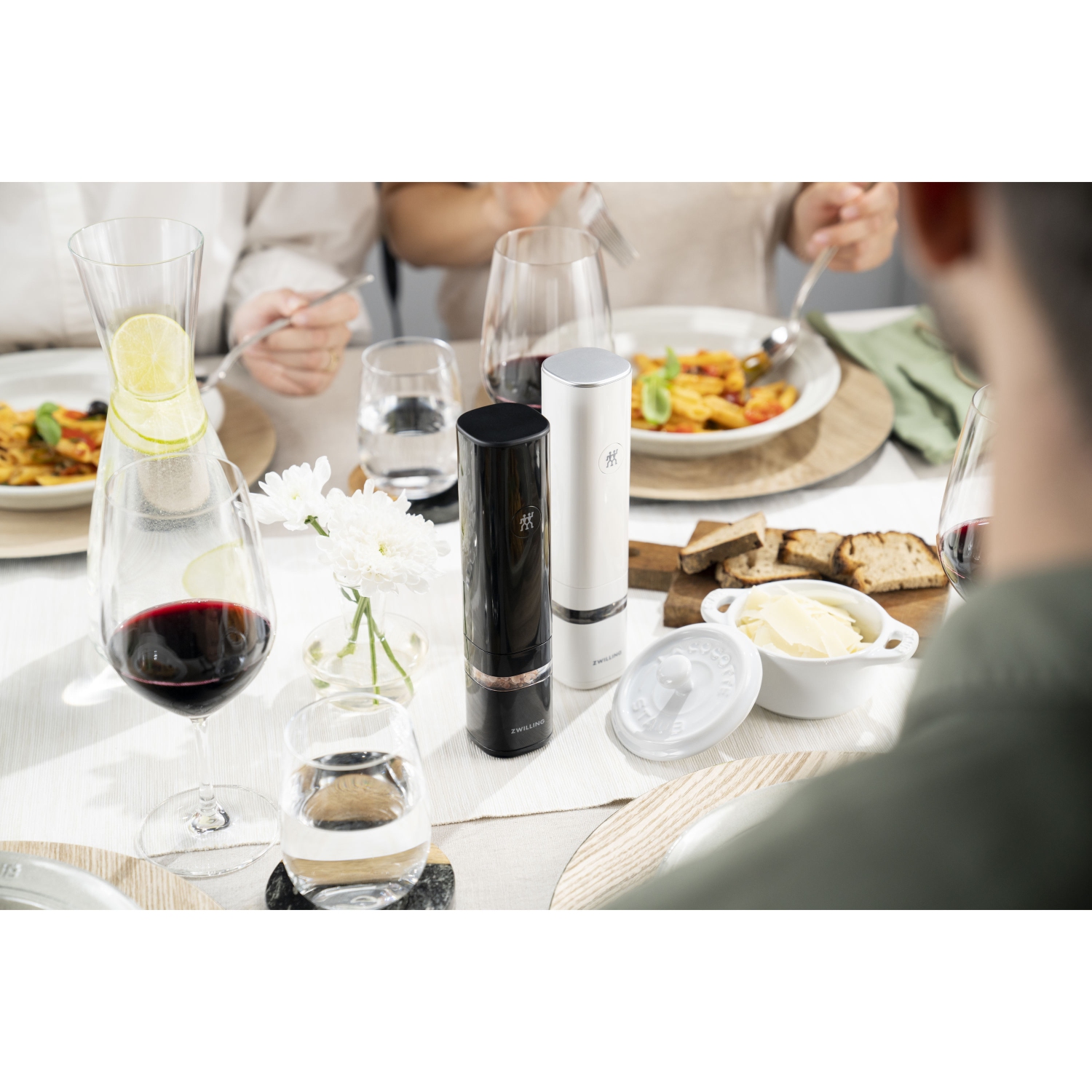 ZWILLING Enfinigy Electric Salt And Pepper Mill, White