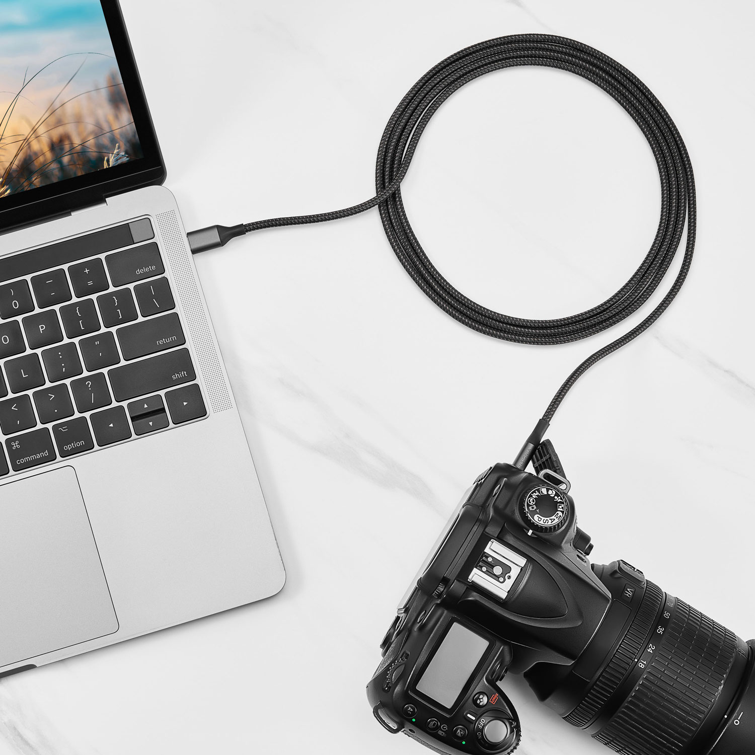 Câble USB-C à USB mini B de 2 m d'Insignia (NS-DCC2MB26-C) - Exclusivité Best Buy