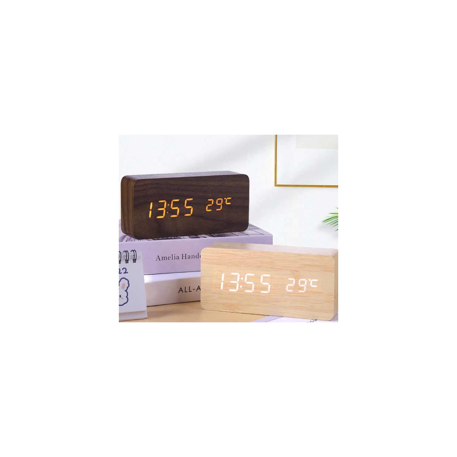 Horloge en bois silencieuse rechargeable, horloge numérique triple en bois, alarme LED multifonction avec affichage de l'heure, de la date et de la