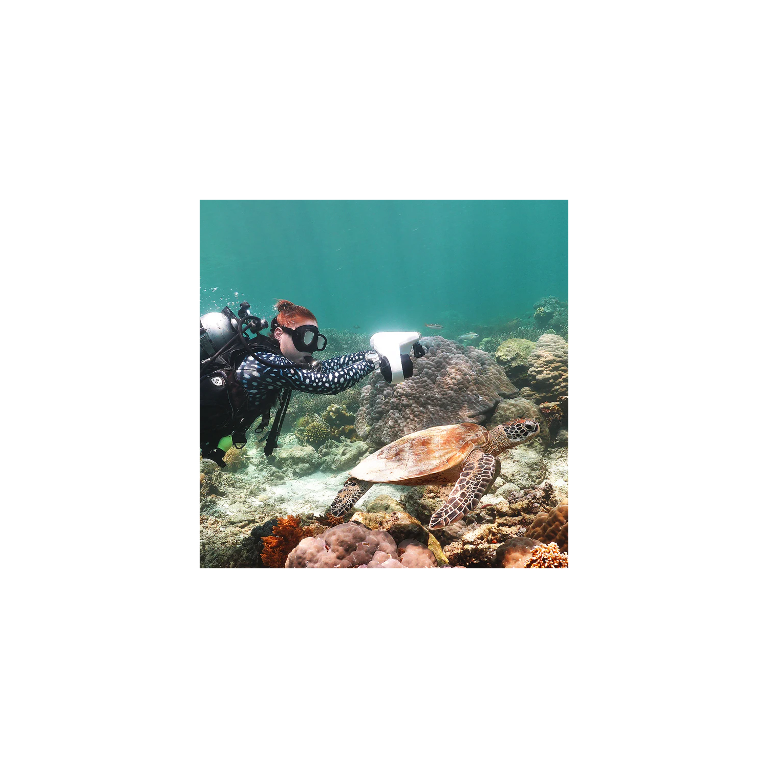 Manta Sea Scooter - 40M Underwater Scooter with 3-Speed Compatible with Camera