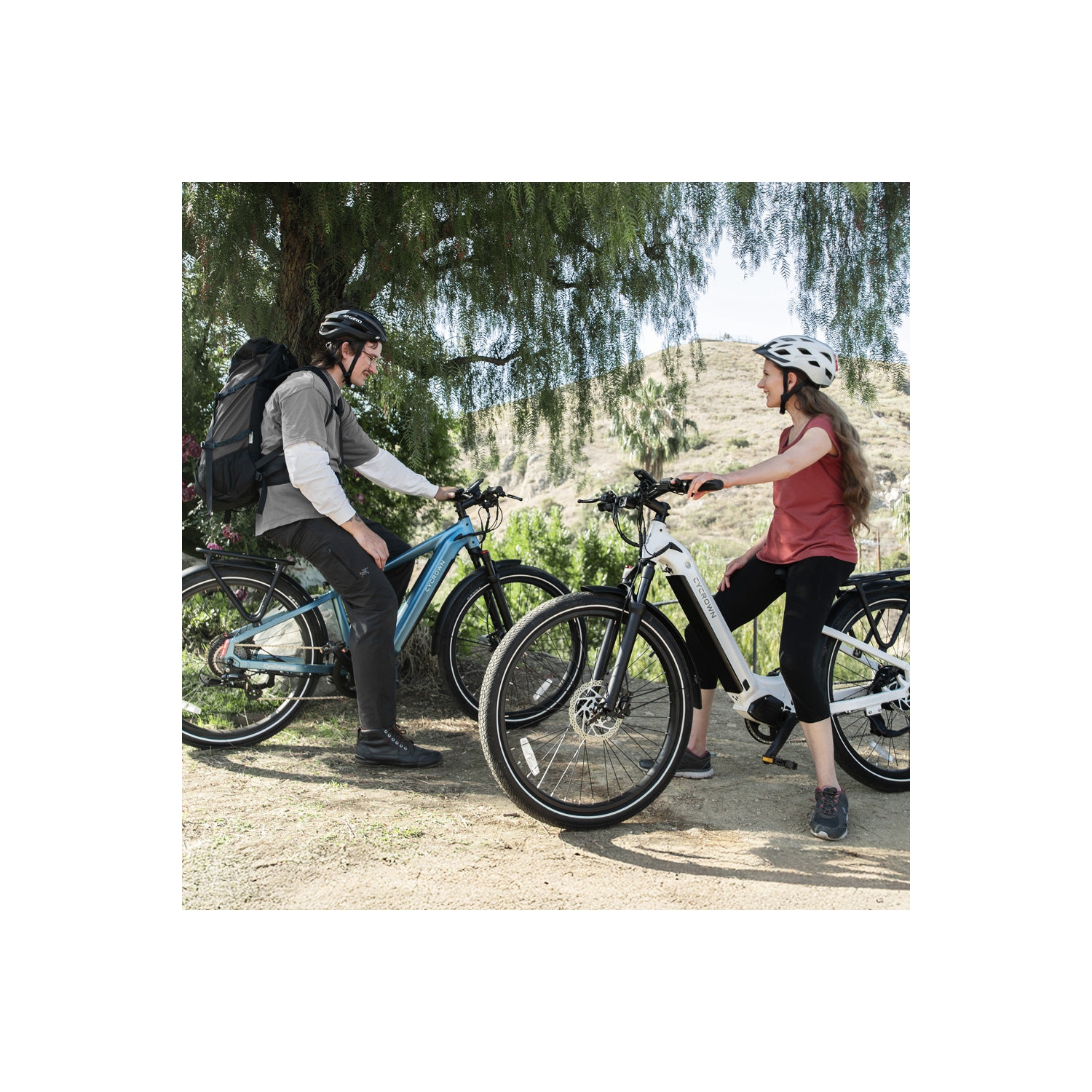 Vélo électrique de trajet Dremax de CyCrown - Gris