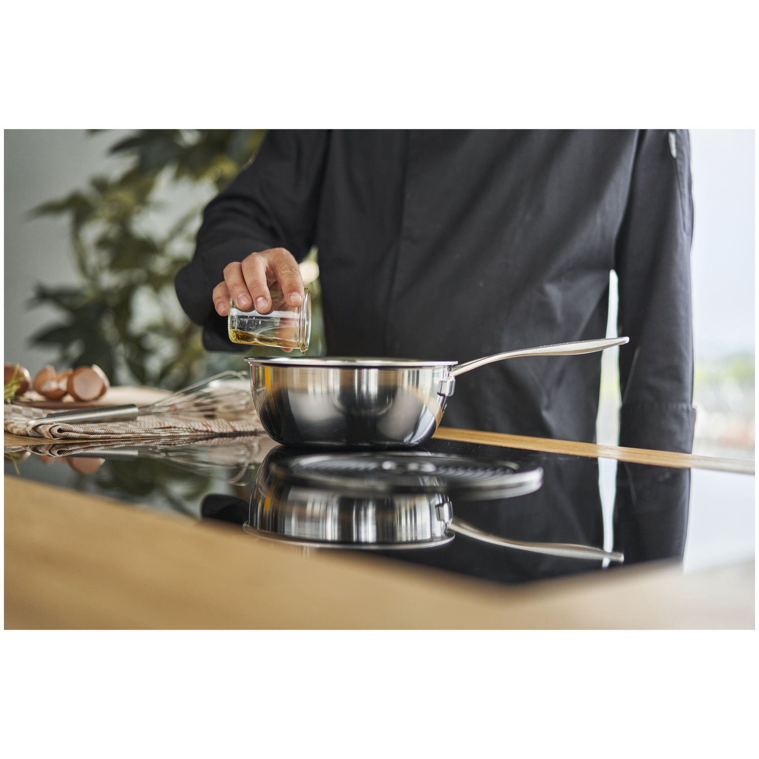 DEMEYERE Industry 5 2 L Sauteuse With Lid