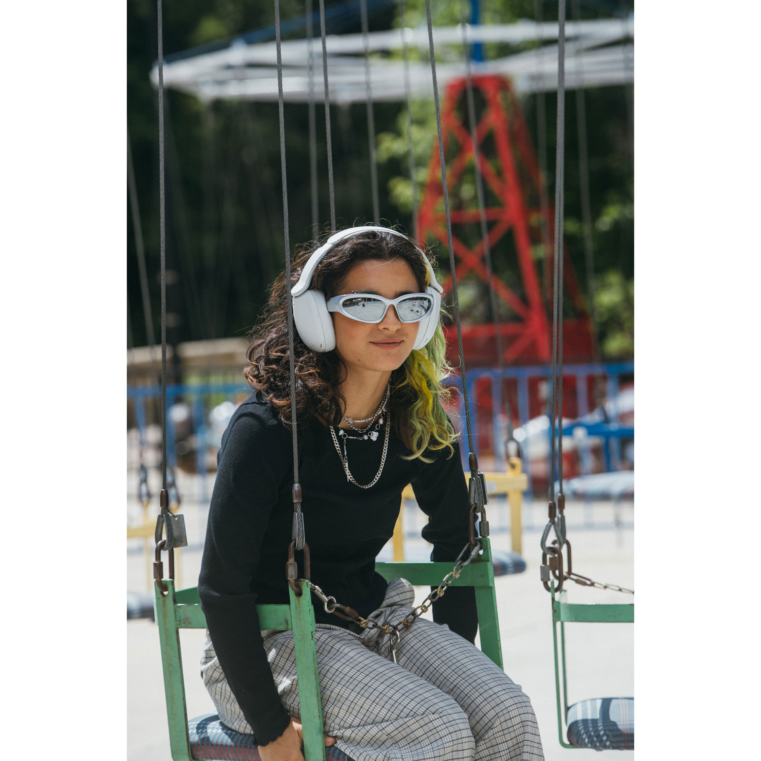 Skullcandy Hesh 360 Over-Ear Sound Isolating Bluetooth Headphones - Bone