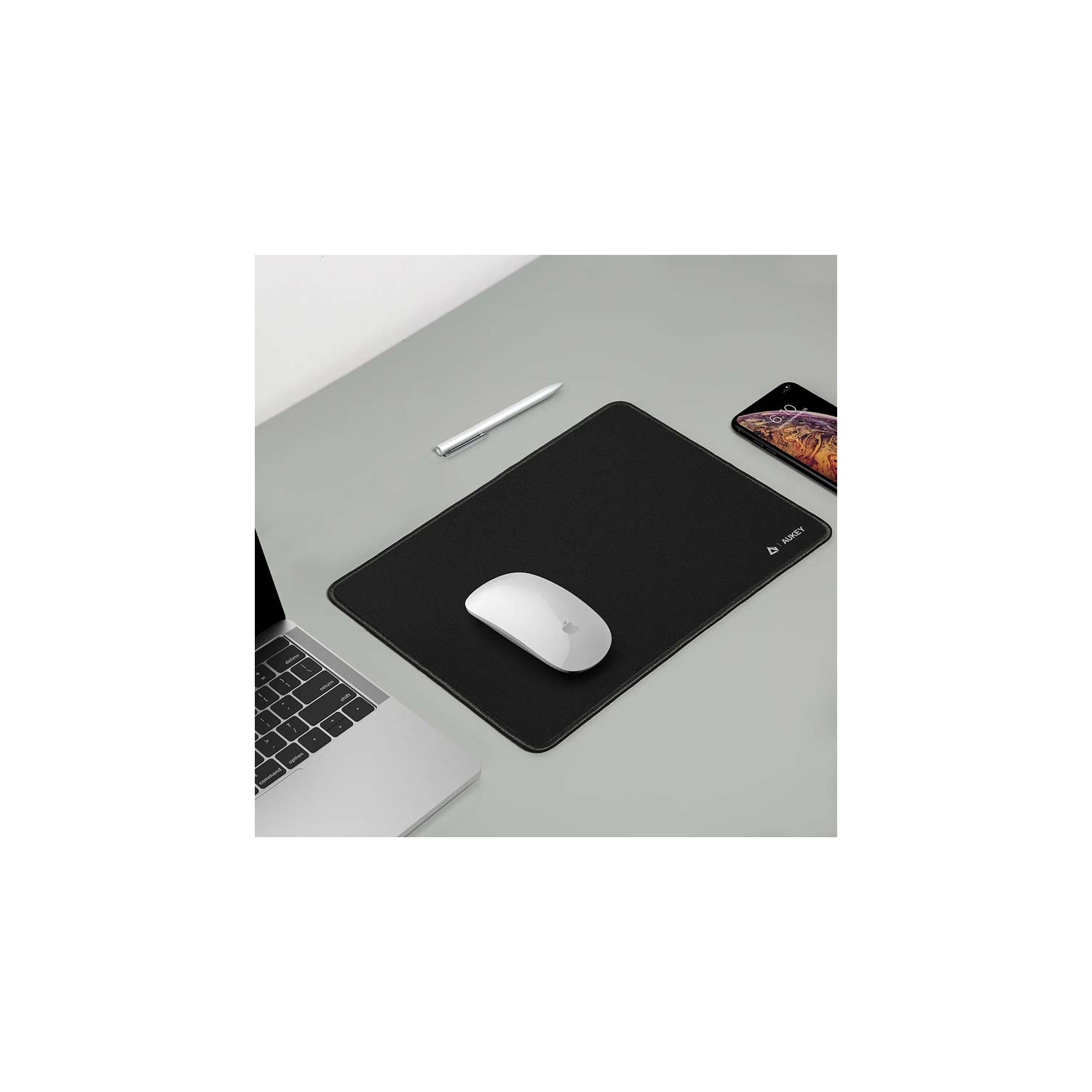 AUKEY KM-P1 13.7x9.8 inch Gaming Mouse Pad Mat with Smooth Surface, Non-Slip Rubber Base_Black