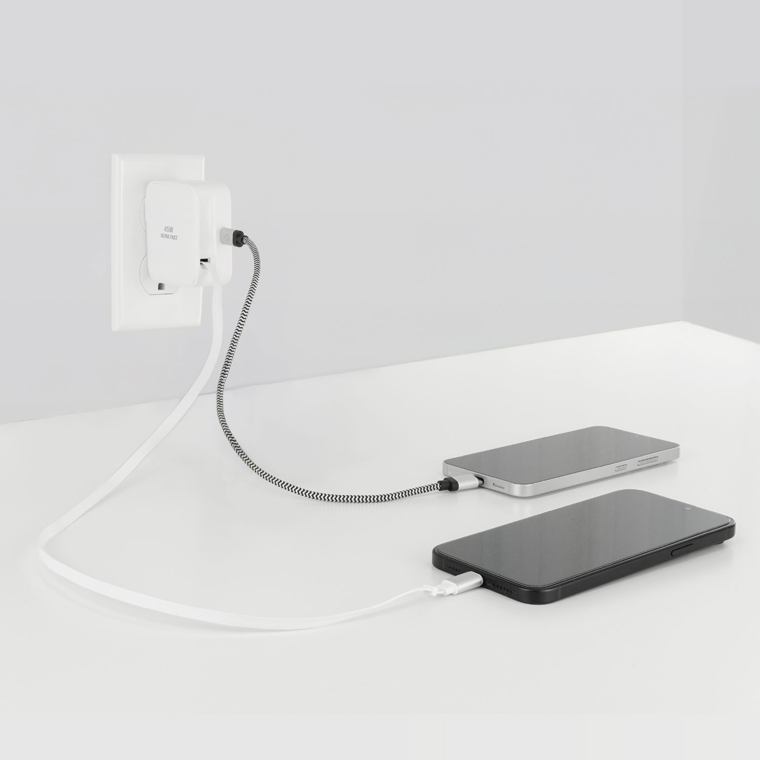 LBT 45W USB Type-C PD Wall Charger with Built-In Retractable Cable