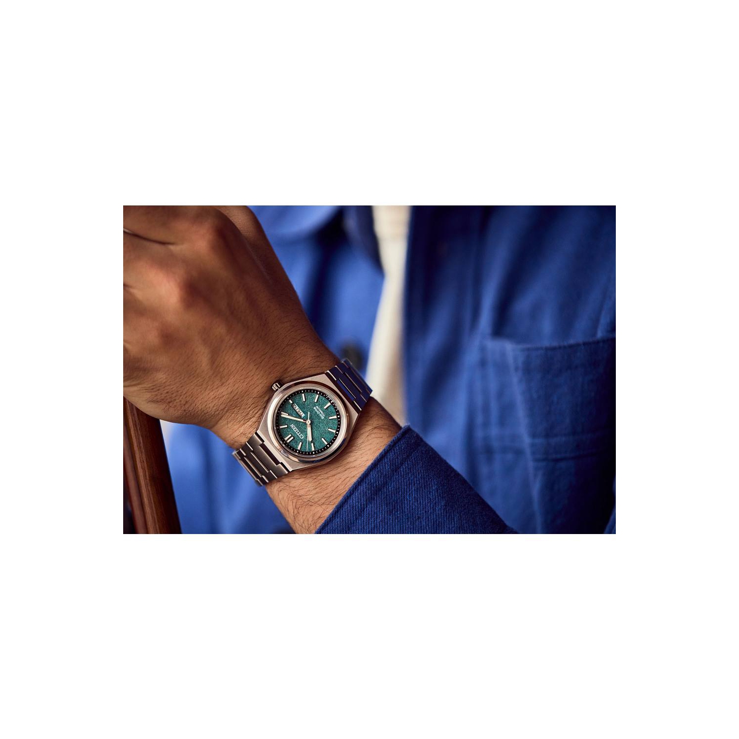 Montre pour hommes Zenshin Eco-Drive à trois aiguilles de Citizen 39&nbsp;mm avec boîtier et bracelet en super titane argenté et cadran vert