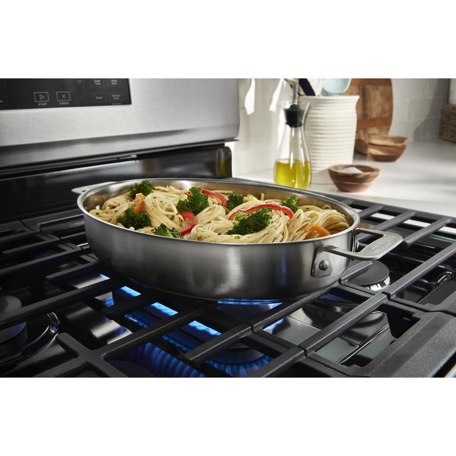 Whirlpool 30" 5.0 Cu. Ft. Fan Convection 5-Burner Freestanding Gas Air Fry Range - SS