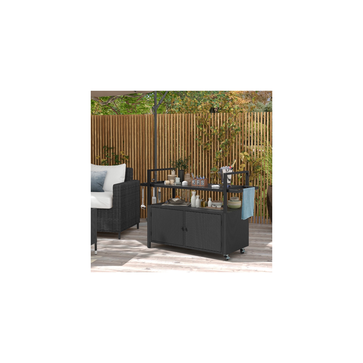 Chariot de service extérieur résistant aux intempéries avec armoire de rangement et crochets pour la piscine ou la terrasse