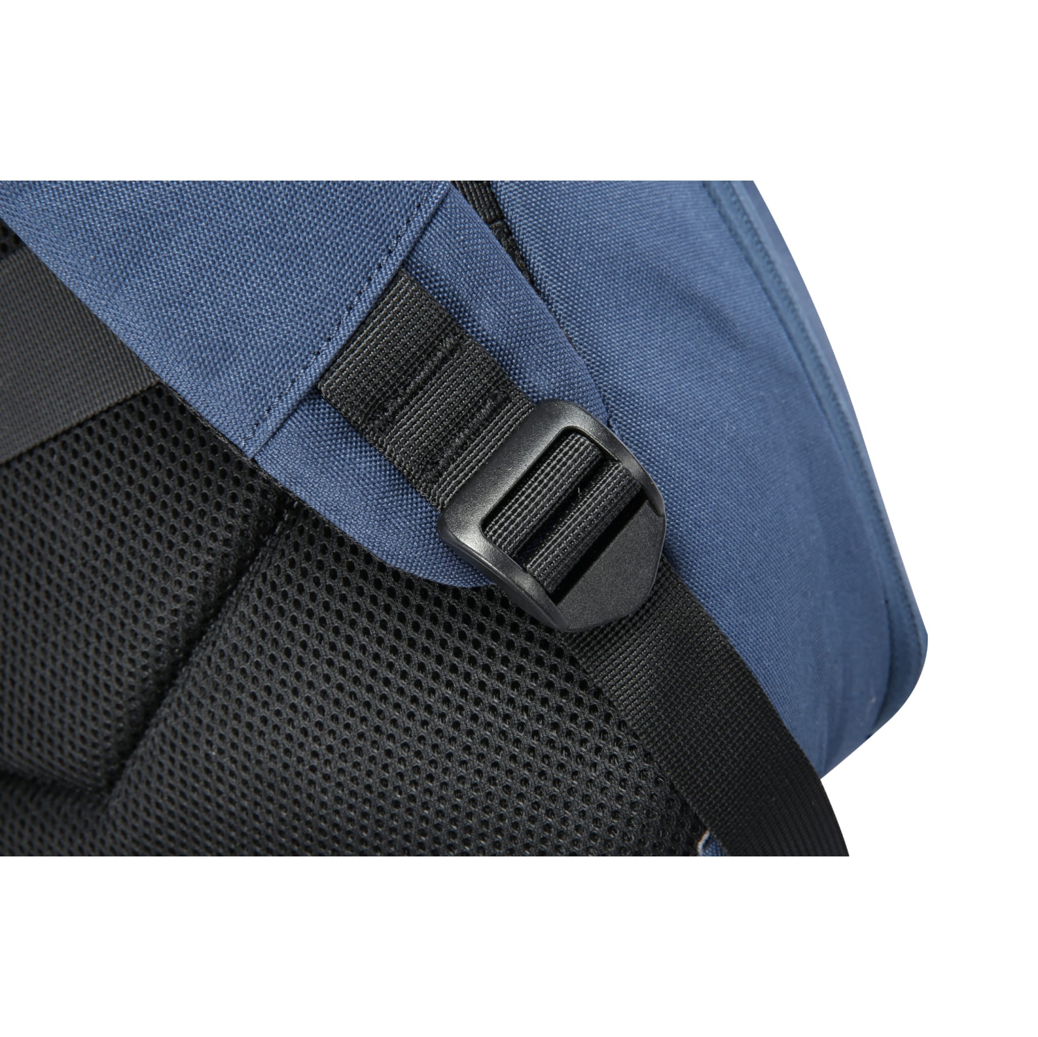 Aluma Stratus Backpack – Featherweight Travel Bag with 15.6" Laptop Sleeve & Water-Resistant Fabric