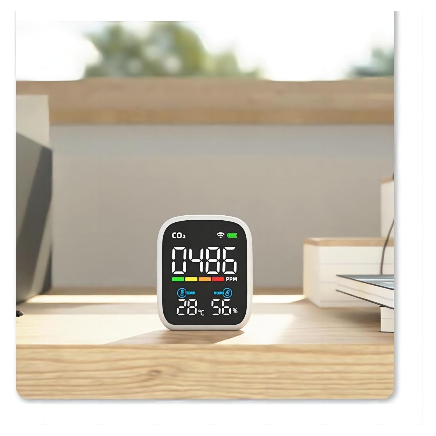 Moniteur de qualité de l'air&nbsp;: surveille CO₂, température, humidité, affichage LED, étalonnage automatique, Connexion Wi-Fi, chargement de type