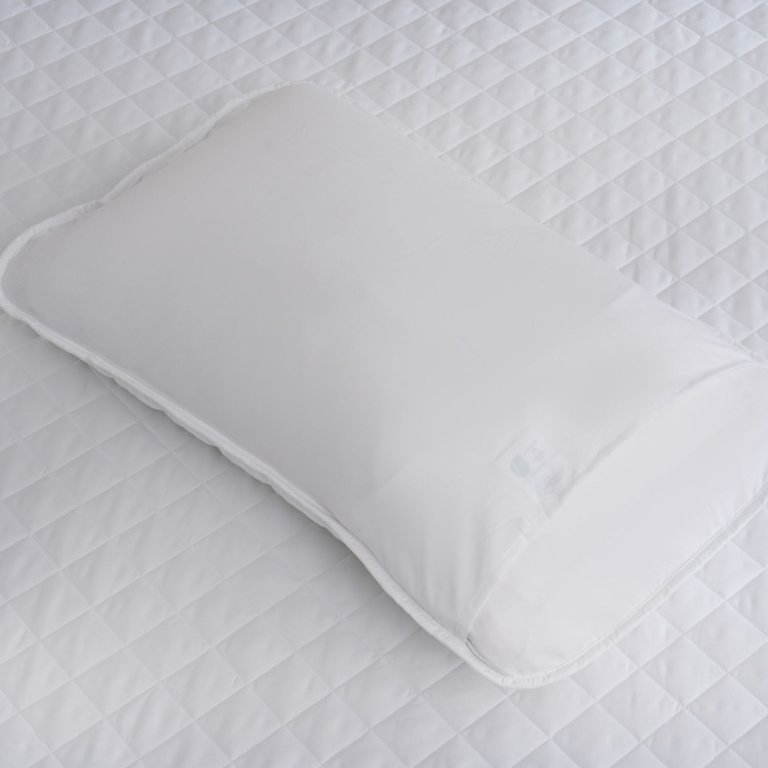 Ocean Fine Bedding Quilted Sham; King, 300 TC, Soft, Breathable and Eco-Conscious, White