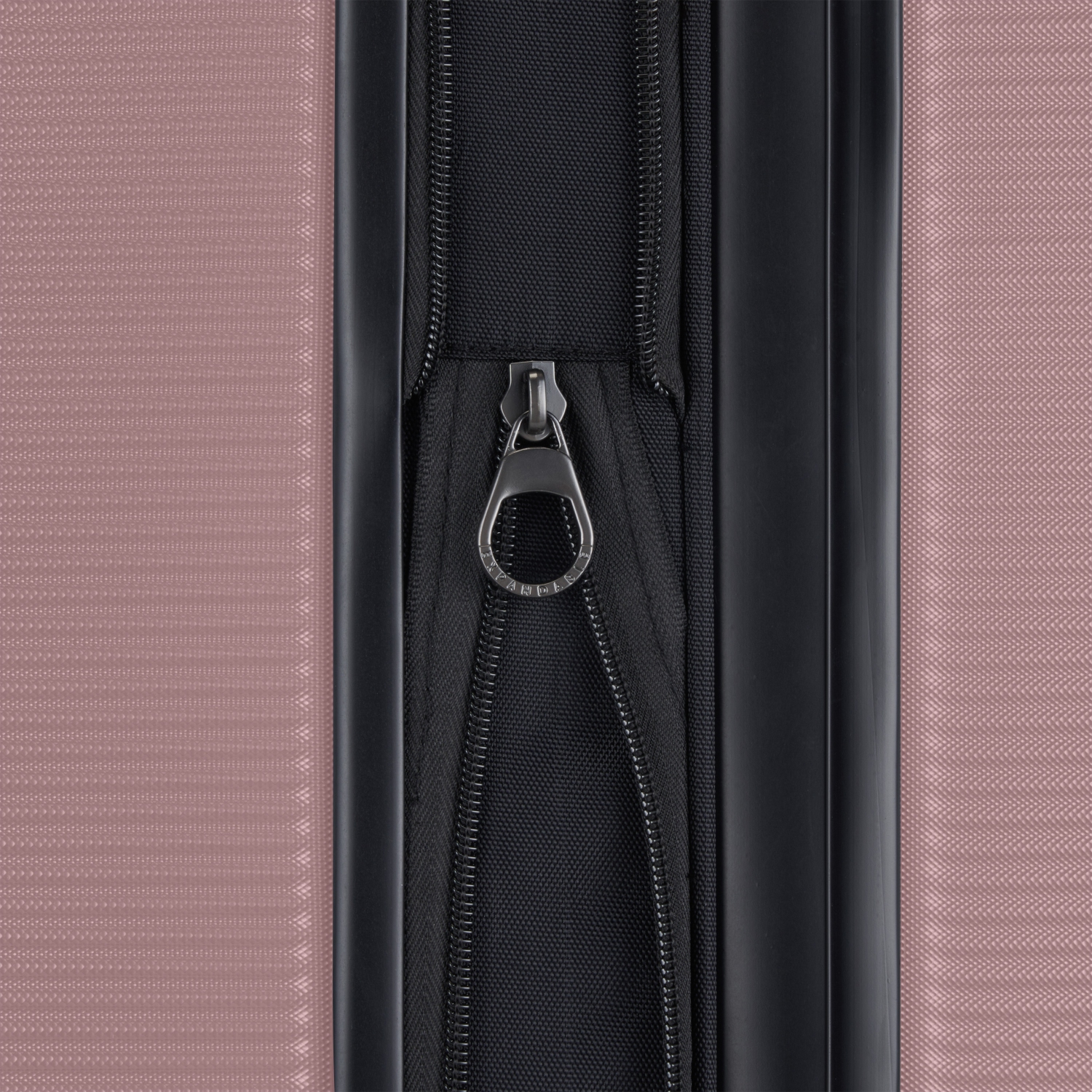 Valise rigide moyenne extensible Wellington de Bugatti - Rose