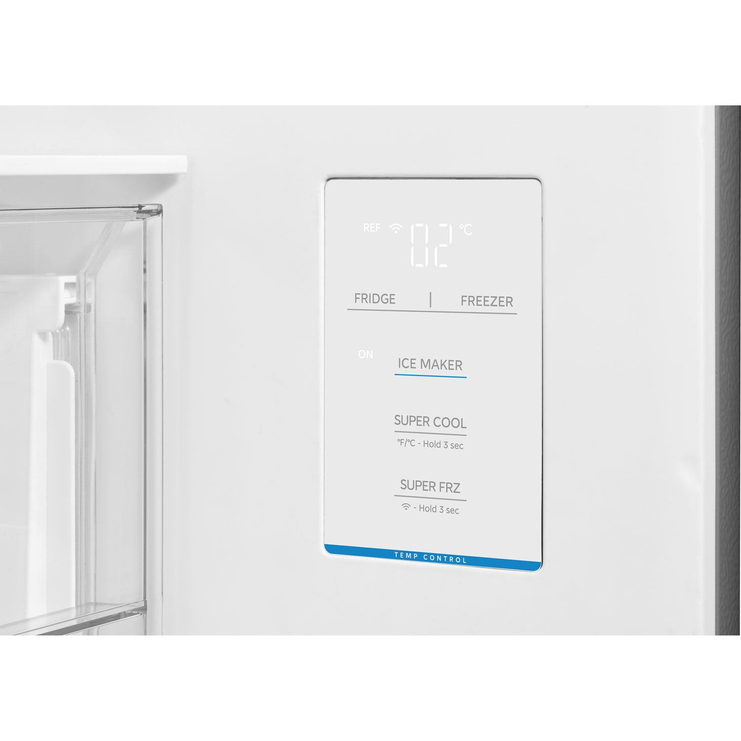 Réfrigérateur à deux portes de 22,6 pi³ 33 po avec distributeur de glaçons de Midea - Inox