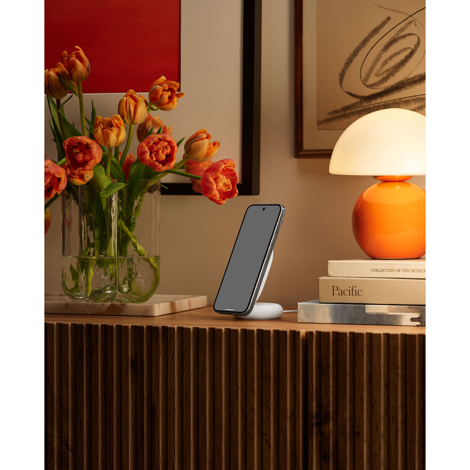 Google Pixelsnap Qi2 Magnetic Charger with Stand