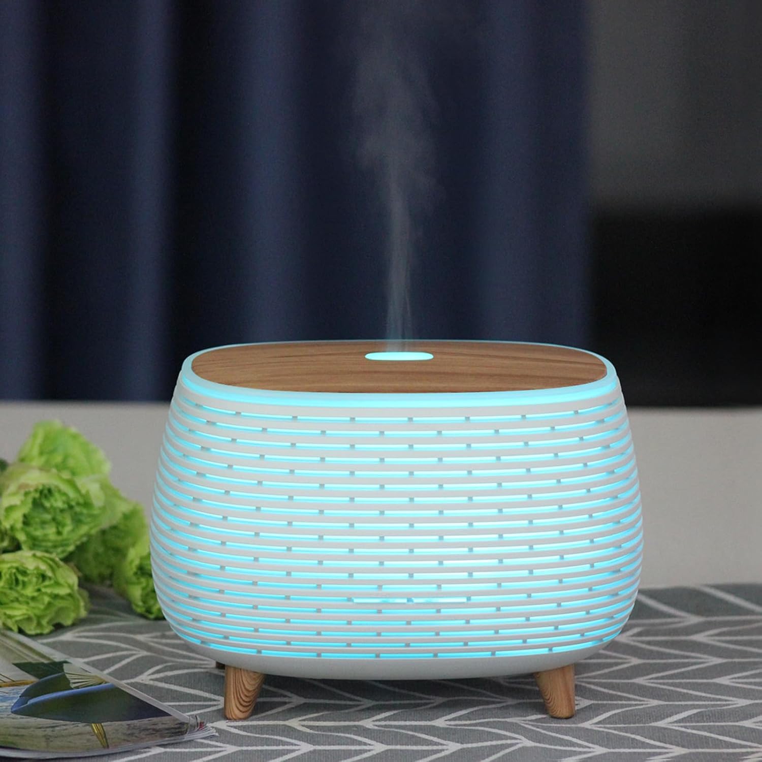 Haut-parleur Bluetooth 2-en-1 et diffuseur d'huile essentielle ultrasonique, diffuseur d'aromathérapie et humidificateur à vapeur froide avec lumière