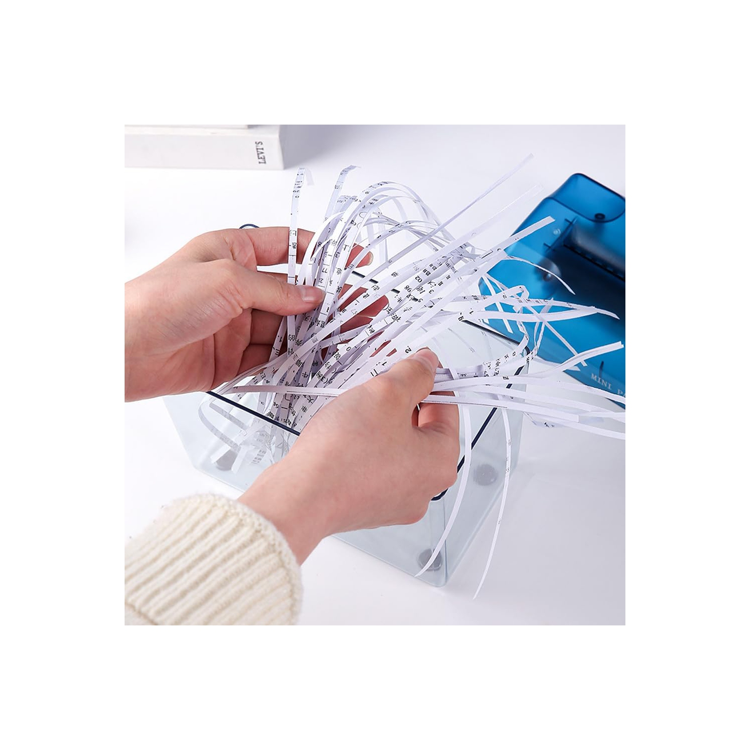 Mini Hand Shredder,Portable Paper Shredder Manual Shredder Document File Straight Cutting Machine for School Office,Hand Paper Cutter for