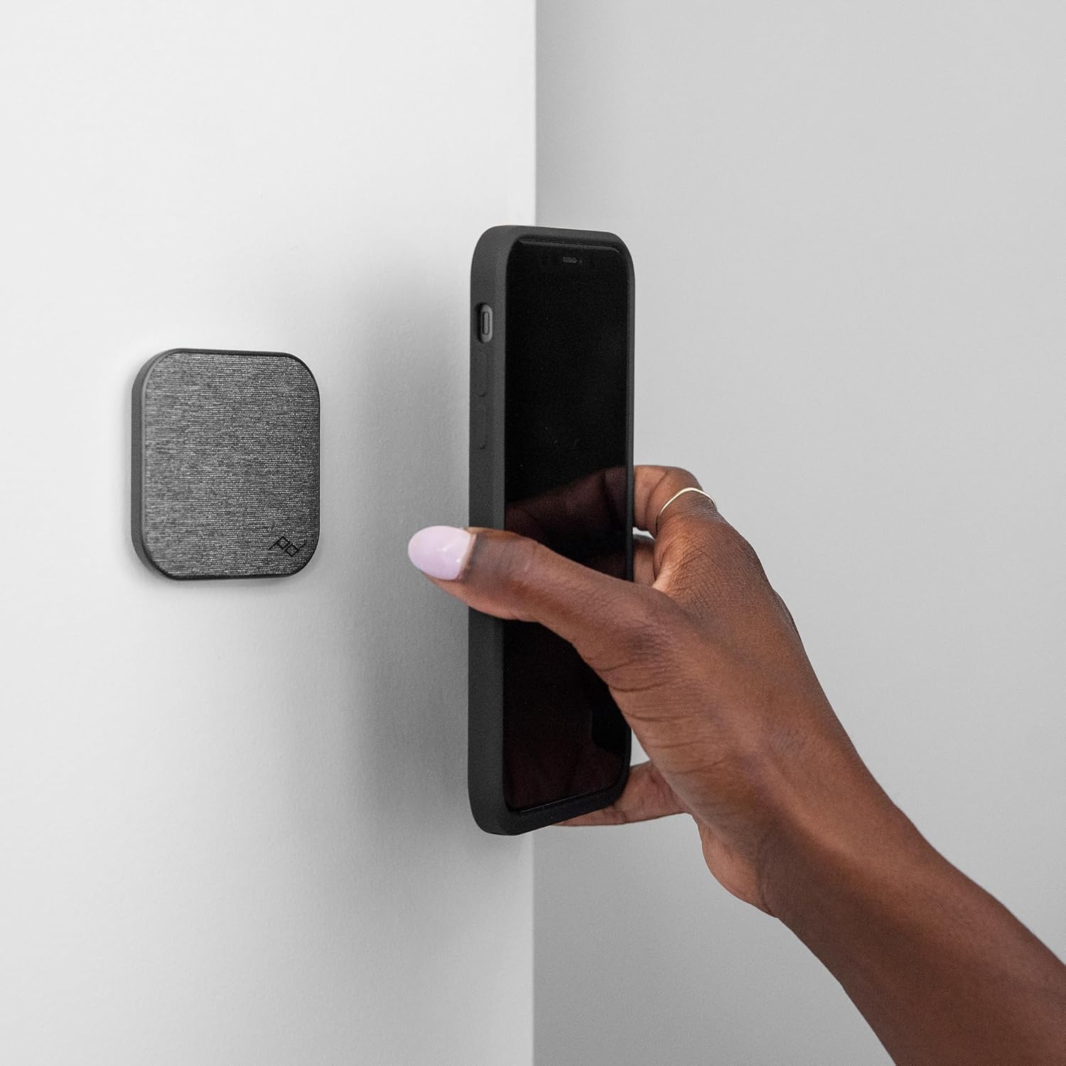 Peak Design Mobile Wall Mount - Charcoal