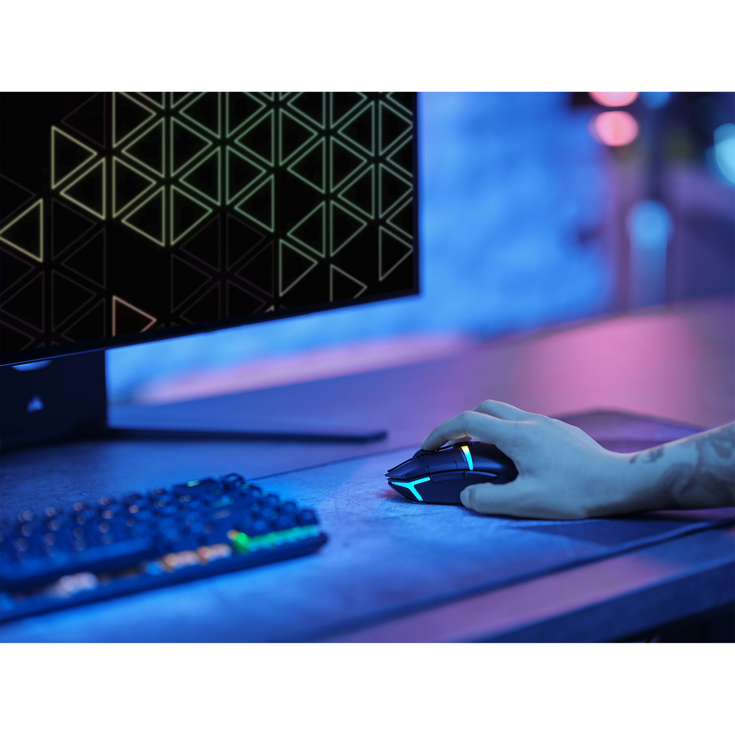 Souris de jeu optique sans fil de 26 000 ppp Nightsabre de Corsair - Noir