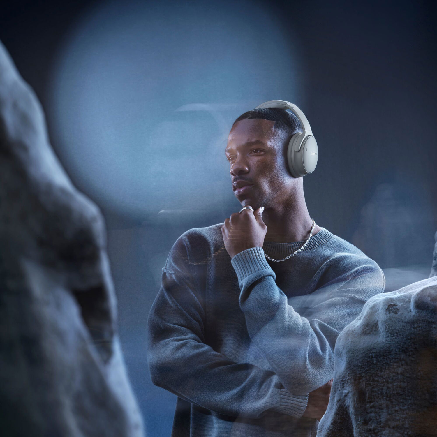 Bose QuietComfort Over-Ear Noise Cancelling Bluetooth Headphones - Moonlight Gray