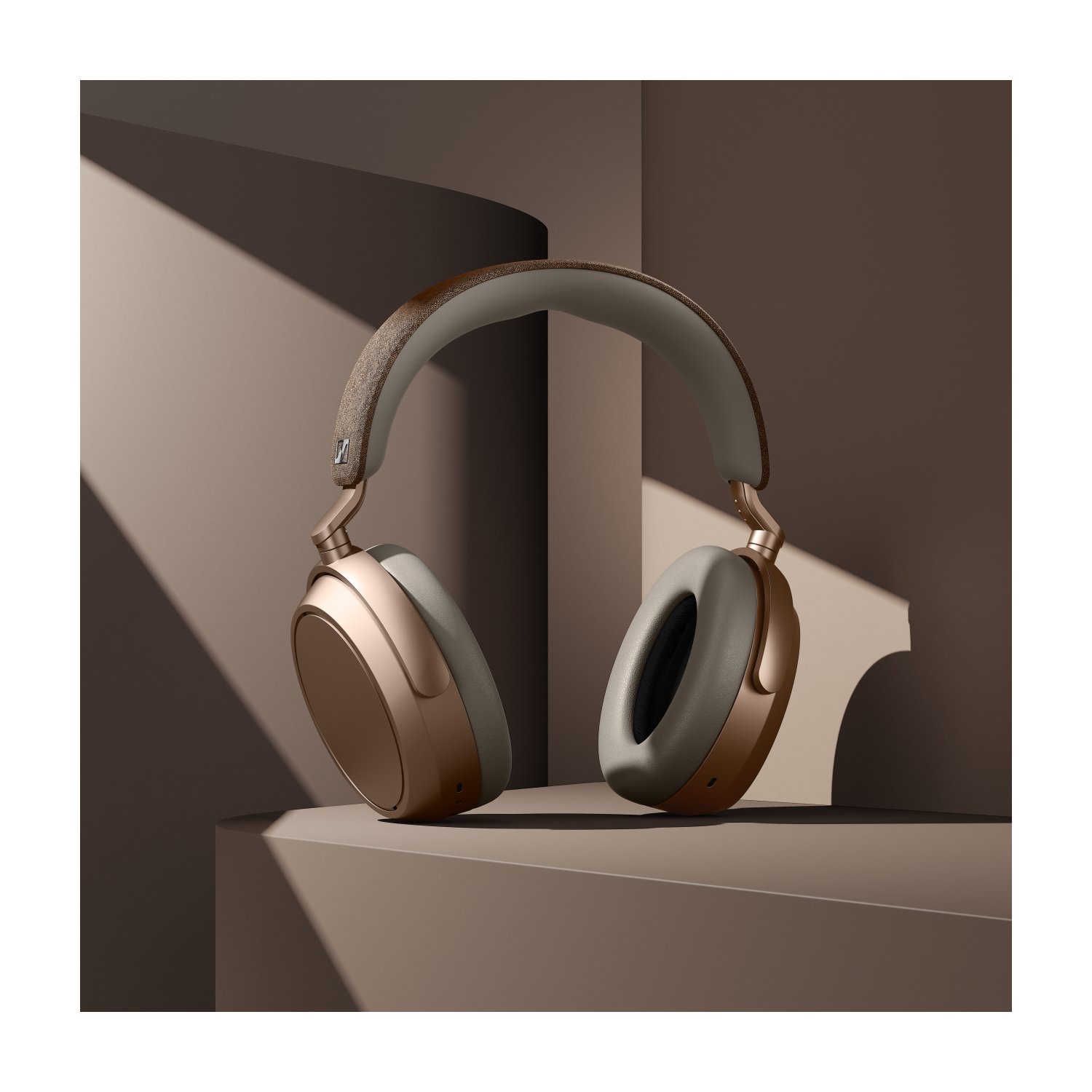 Casque d'écoute Bluetooth à suppression du bruit MOMENTUM 4 de Sennheiser